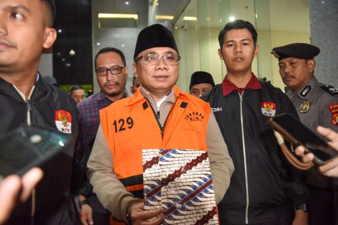 
					KPK Alihkan Penahanan Yaqut Cholil Qoumas Menjadi Tahanan Rumah