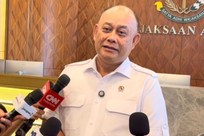 
					BGN Klaim Hemat Rp5 Triliun Usai Hentikan Sementara Program Makan Bergizi Gratis Saat Lebaran
