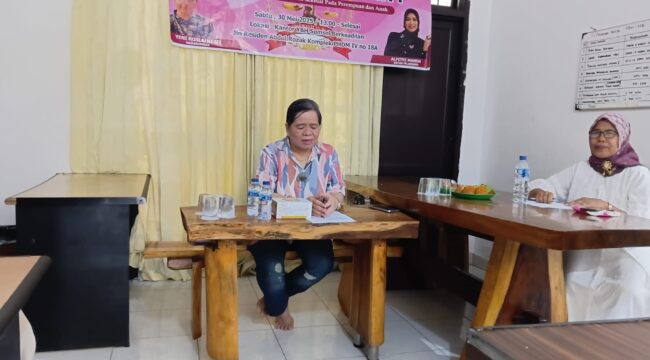 Narasumber Yeni Roslaini Izi/Pemerhati Perlindungan Perempuan dan Anak.
