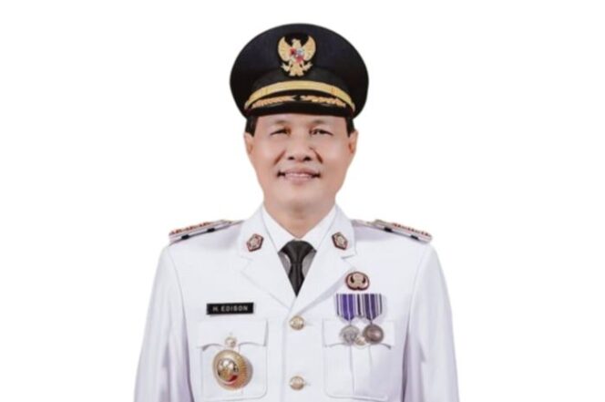 
					KPK OTT Bupati Muara Enim, 10 Orang Diamankan di Jakarta dan Sumsel