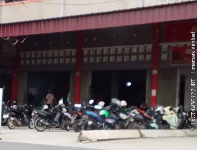 
					Diduga Kurir Sprinter J&T Drop Point Kertapati 2 Kerap Membatalkan Pesanan Sepihak
