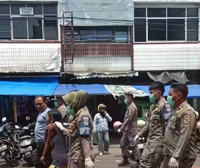 
					Satpol PP Lubuk Linggau Amankan Yuyun di Pasar Inpres, Hasil Pemeriksaan Dinyatakan Stabil