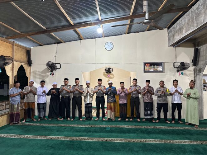 
					Polisi Bersama Masyarakat, Kapolres Aceh Singkil Gelar Subuh Keliling