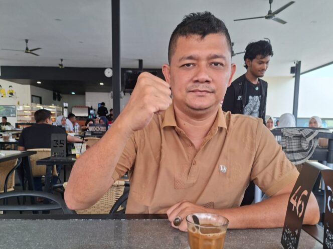 
					Jaringan Telkomsel Dikeluhkan Warga Woyla Raya, Tokoh Masyarakat Desak Perbaikan